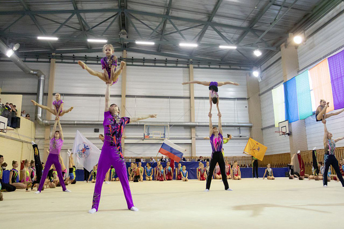 В Кирове начался чемпионат России по спортивной акробатике 